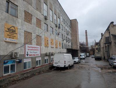 Київський автомобільний ремонтний завод віддають у приватні руки