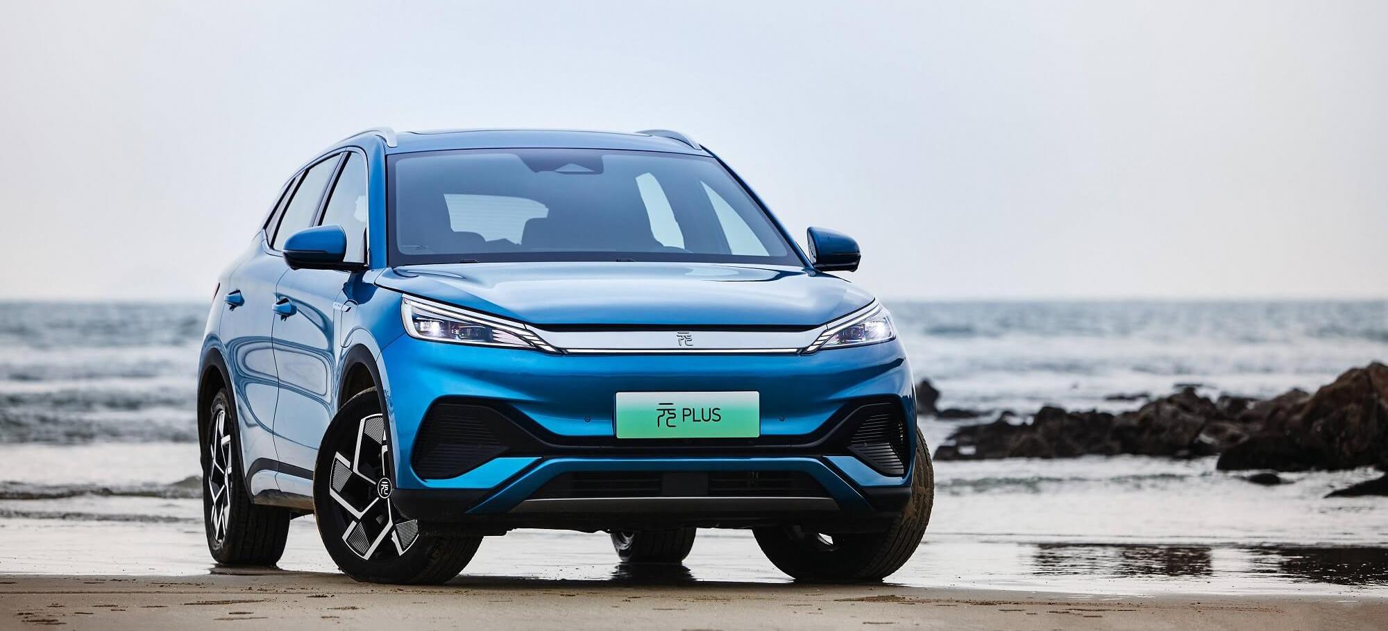 Американська Tesla вперше поступилася китайській BYD за продажами на євроринку