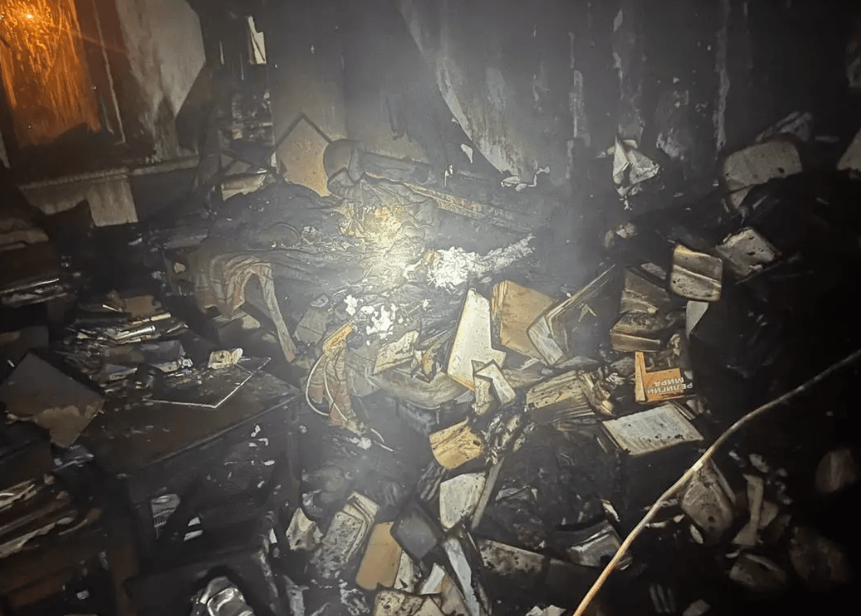 Внаслідок пожежі у багатоповерхівці на Солом’янці загинув чоловік