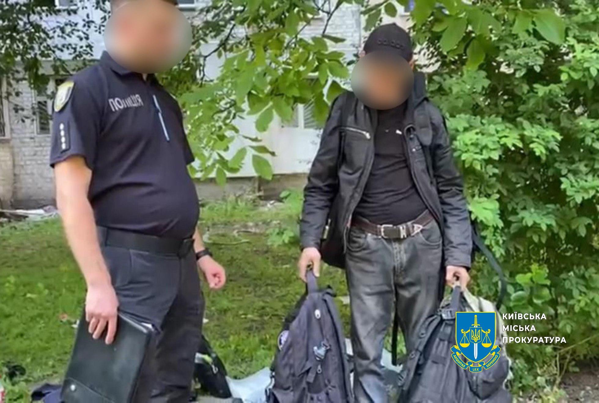 Злодій обікрав частину ДСНС у Києві, поки рятувальники гасили пожежу після масштабної атаки