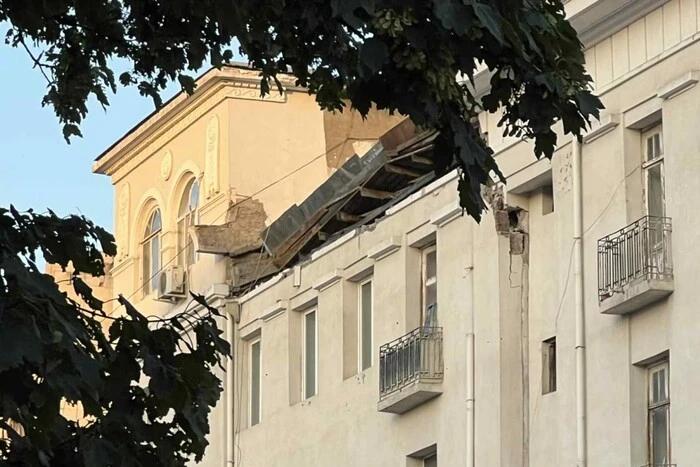 У Тбілісі обвалився житловий будинок: є загиблі та постраждалі