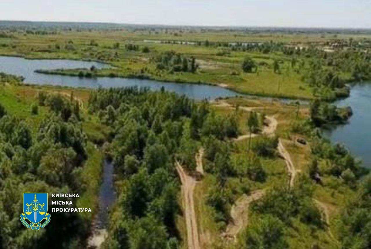 Підприємець зобов’язаний знести 26 самовільних будиночків у заказнику «Деснянські луки» — рішення суду