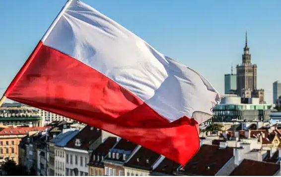 Валізи на 72 години та дії без паніки – Польща розробила план на випадок евакуації через війну і лихо