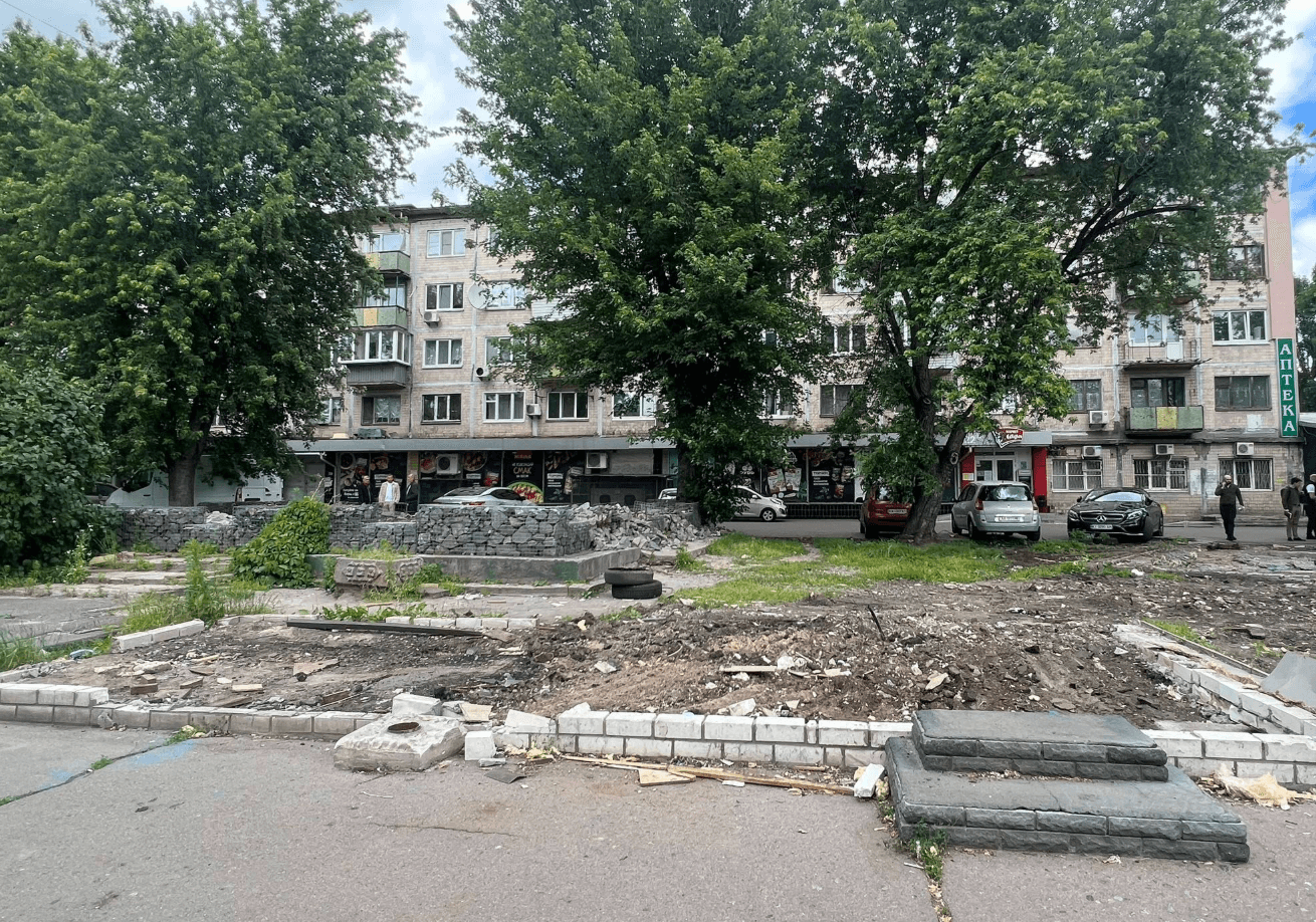 На місці демонтованих МАФів у Києві з’являться сучасні громадські простори 