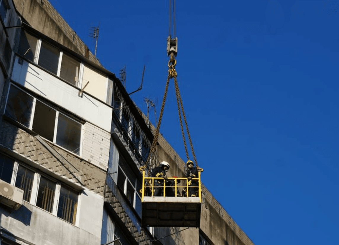 Кількість постраждалих внаслідок удару по Одесі збільшилась до шести