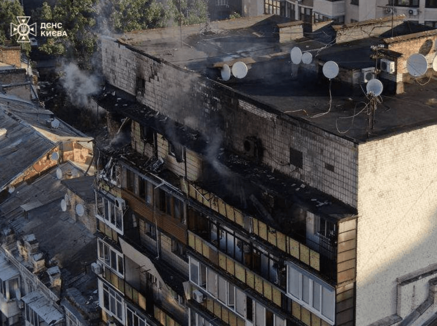 У Подільському районі внаслідок нічного обстрілу загинули дві жінки