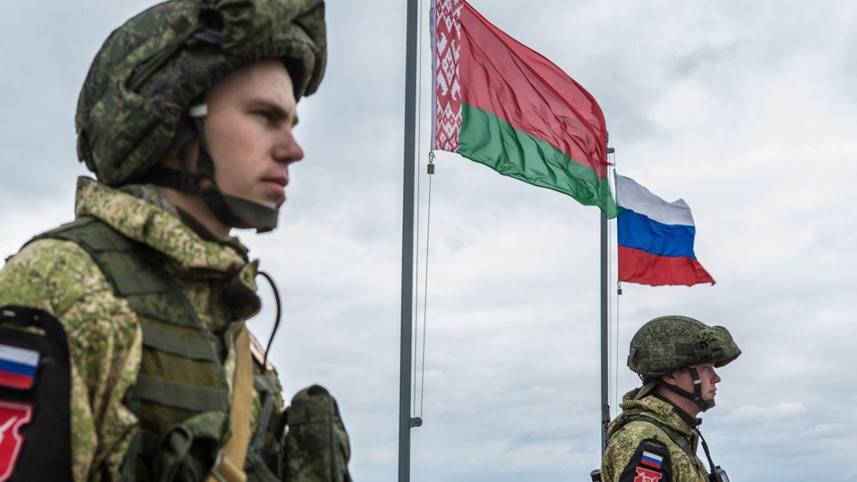 Російські солдати прибули на навчання до Білорусі