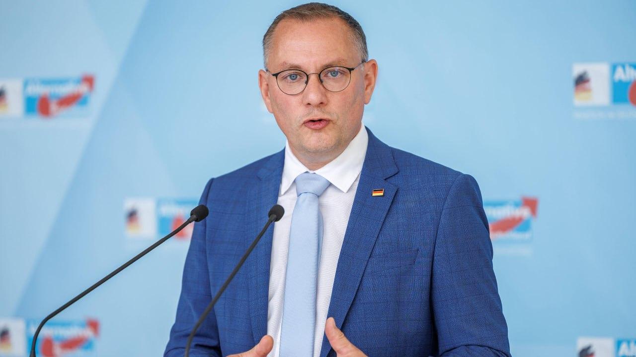 Співголова «АдН» закликав скасувати соцвиплати для українців у Німеччині