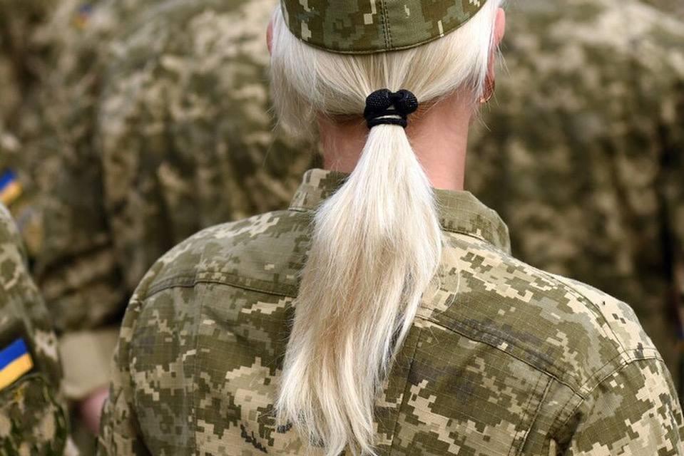 Навчальні заклади зобов’язані передати до ТЦК списки випускниць-медиків і фармацевток за місцем проживання