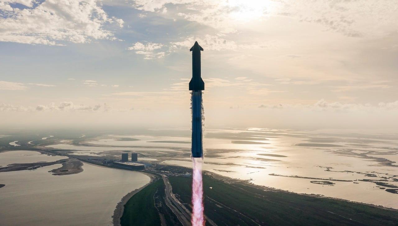 SpaceX здійснила десятий тестовий запуск Starship
