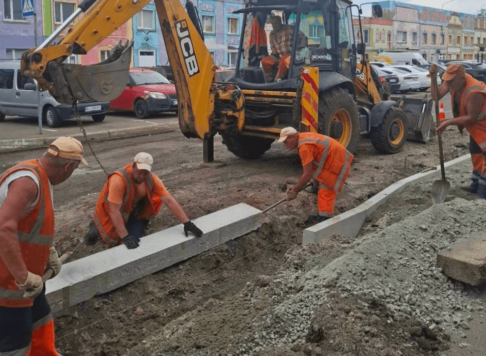 Деснянський район столиці роблять безбар’єрним