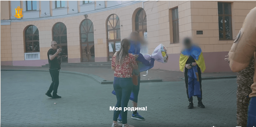 З окупованої території вивезли чотирьох українських воїнів, яких три роки переховували лікарі
