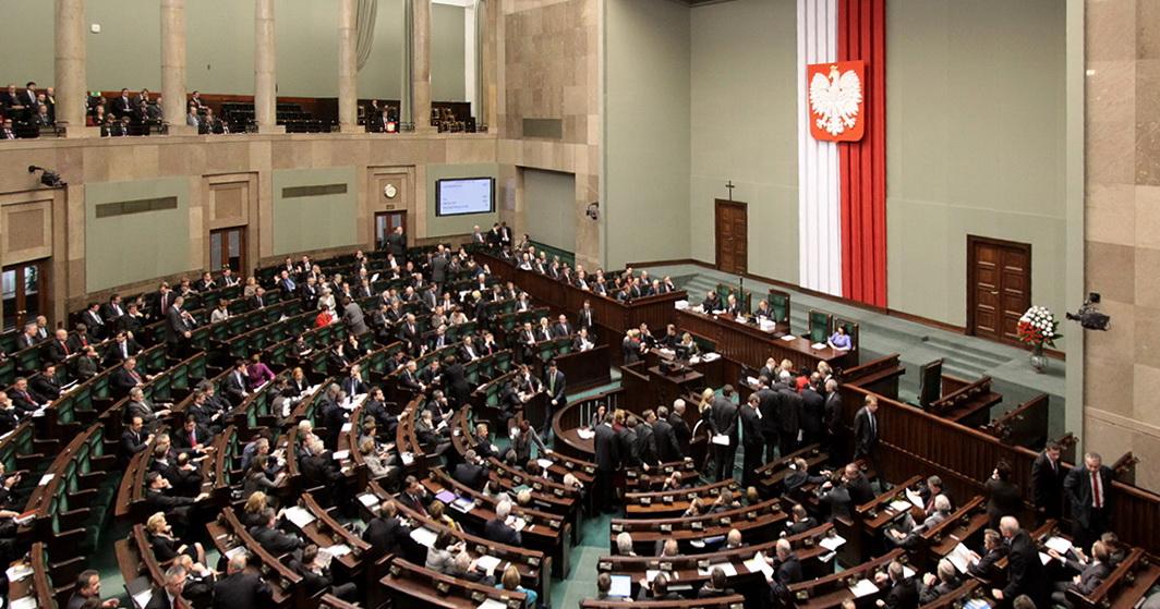 Польський Сейм ухвалив законопроєкт про соціальну допомогу для іноземців