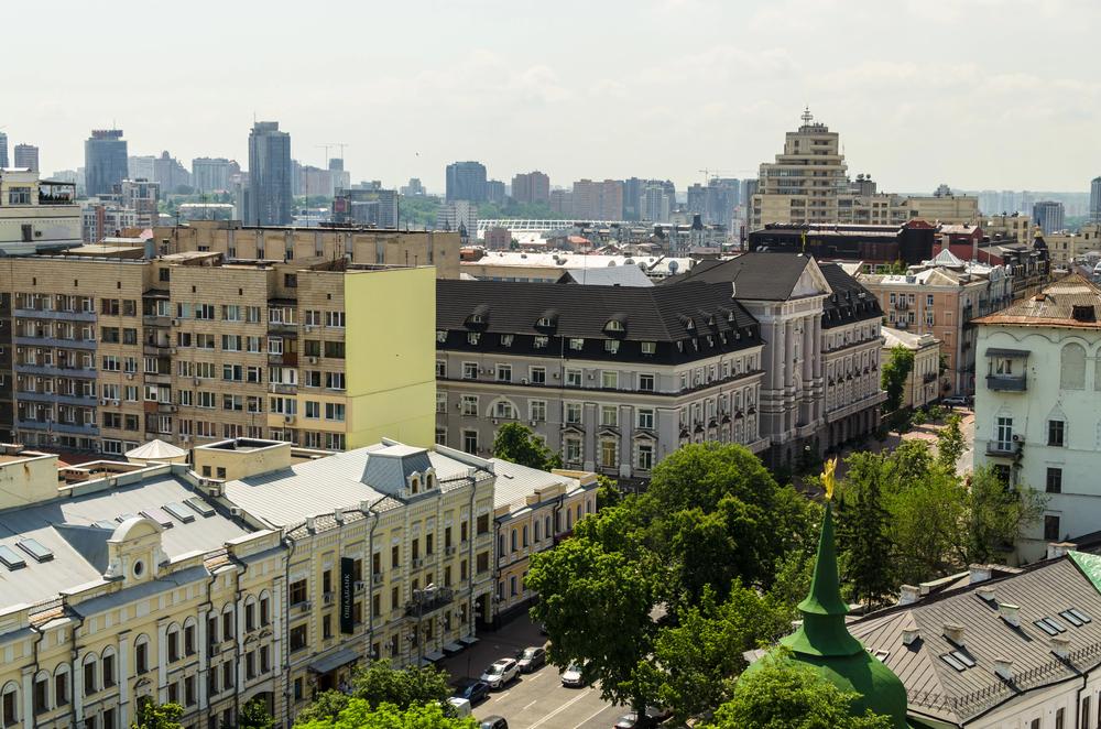 Насолодіться осіннім теплом перед похолоданням: якої погоди чекати у вівторок