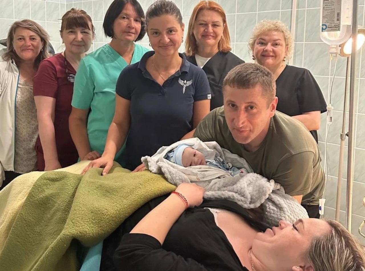 Двоє малюків народилися в бомбосховищі пологового будинку в Калуші