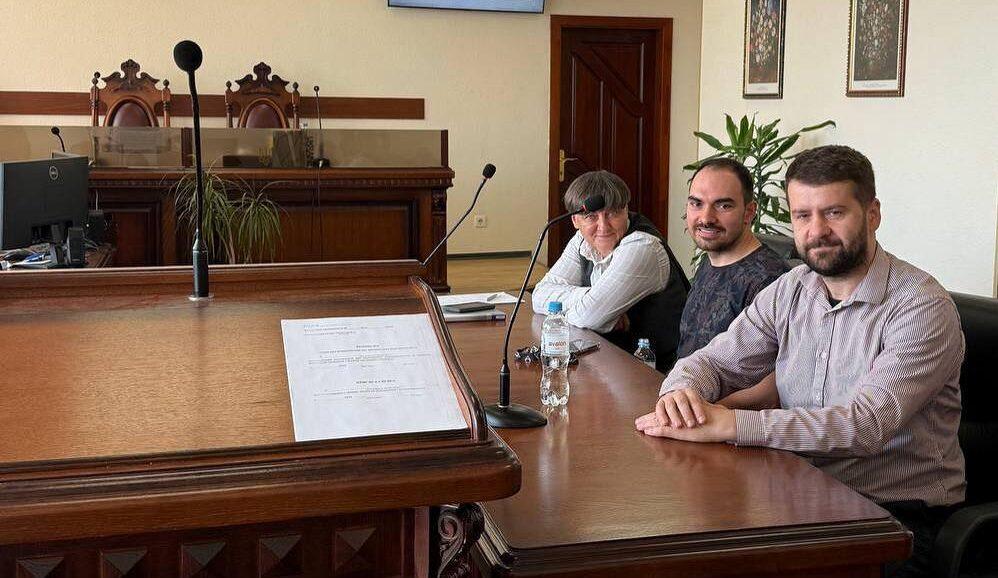 Український суд створив прецедент, визнавши шлюб між двома чоловіками