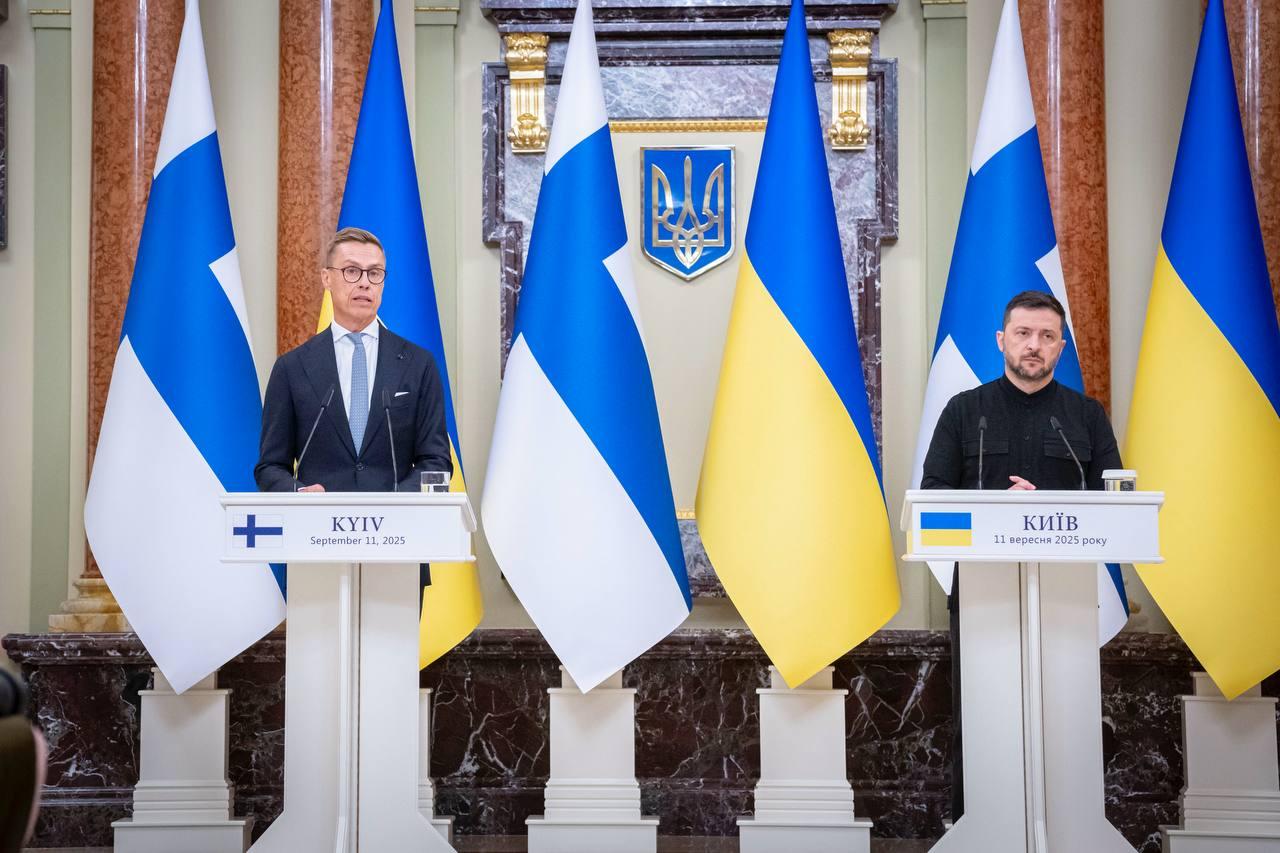 Зеленський прокоментував вторгнення російських дронів у Польщу