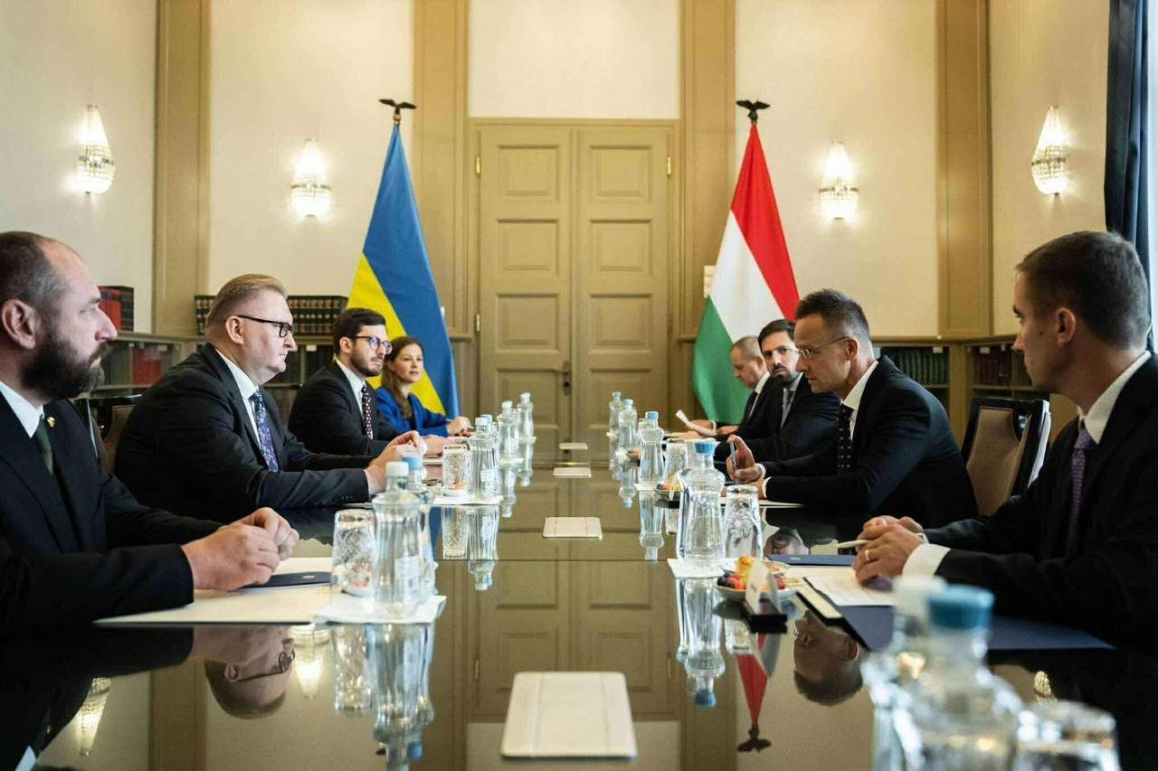 Угорщина звинуватила Україну в погіршенні двосторонніх відносин