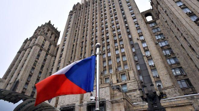 Чехія заборонила в’їзд російським дипломатам без акредитації — Ліпавський