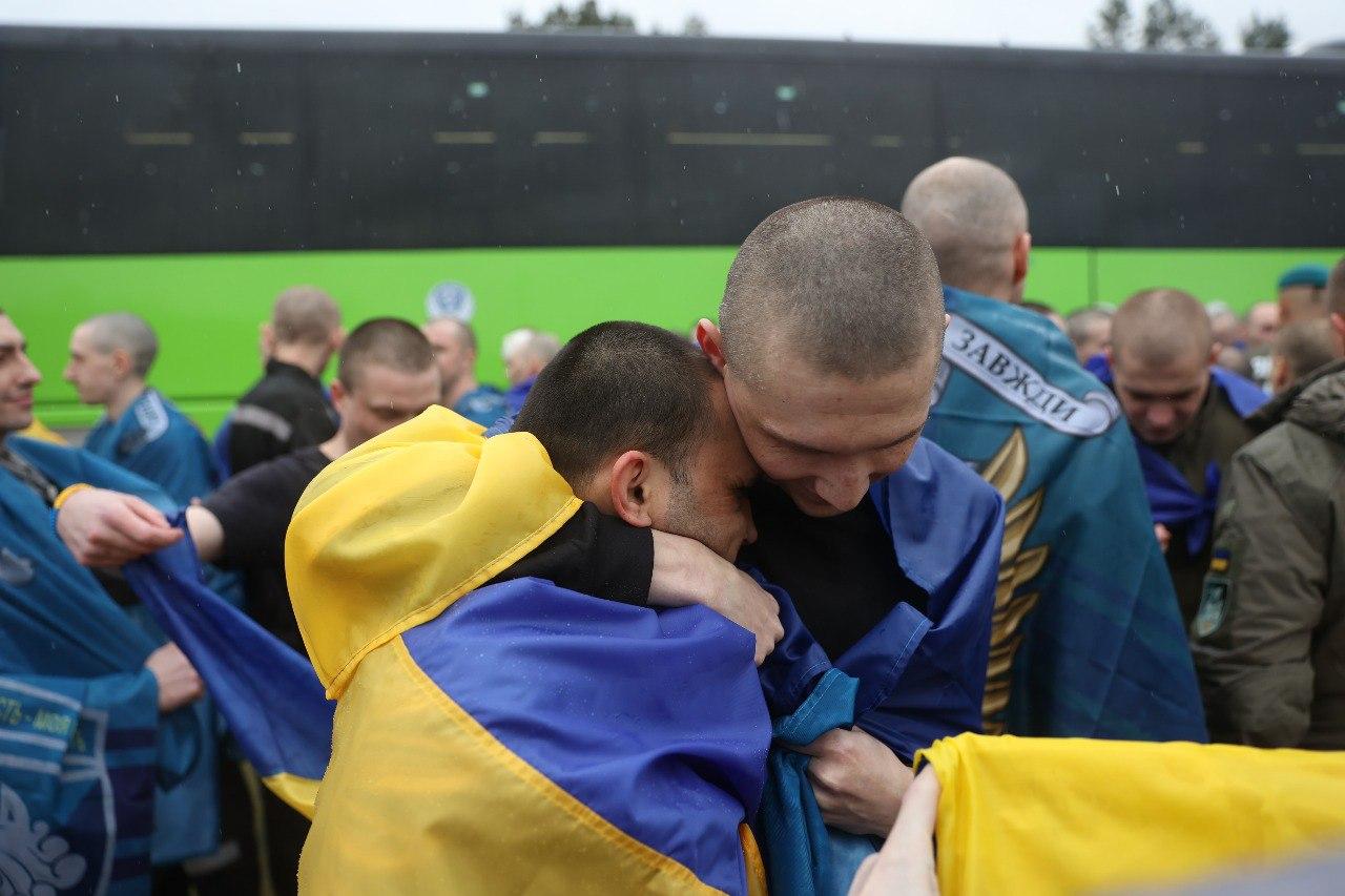 Житель Бучі повернувся додому після трьох років російського полону
