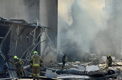 Найбільший виробник хумусу в Україні зупинив виробництво після обстрілу заводу у Києві