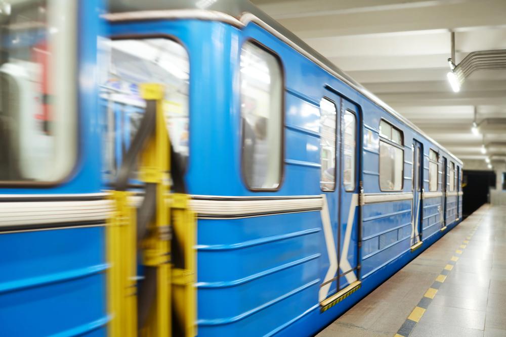 У Києві частково не працює метро: поїзди їздять від «Академмістечка» до «Театральної»