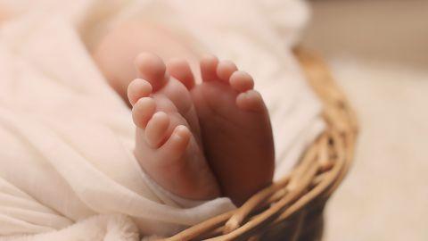 У Львівському пологовому народився малюк-богатир вагою понад 5 кг (відео)