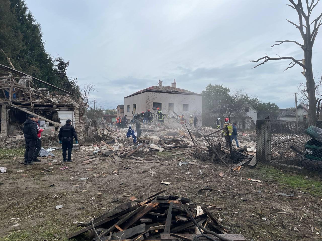 Росія вночі здійснила масштабну комбіновану атаку по Україні: відомо про 5 загиблих