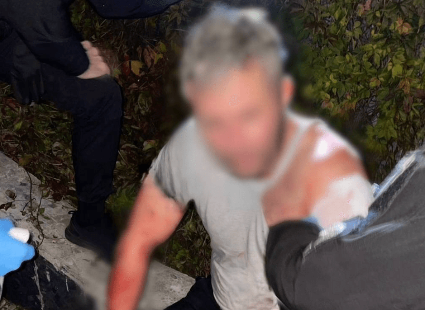 Тричі вдарив ножем перехожого: у Києві затримали підозрюваного у вбивстві 