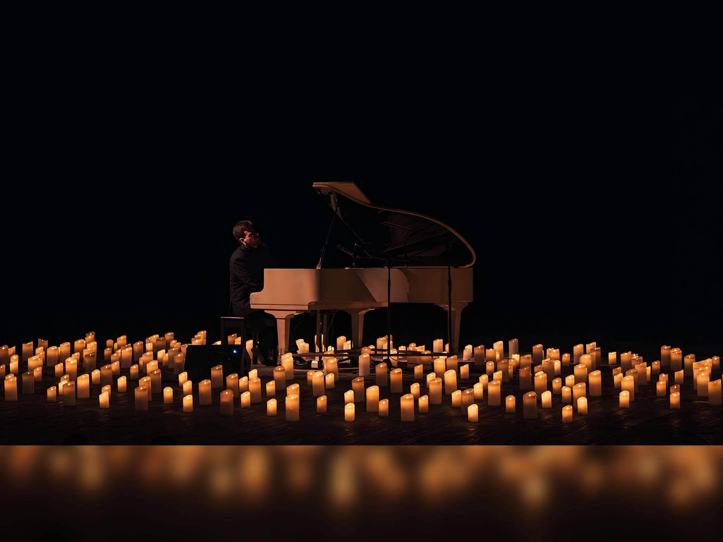 Незабутній концерт при свічках: неймовірні композиції Людовіка Ейнауді та Яна Тірсена