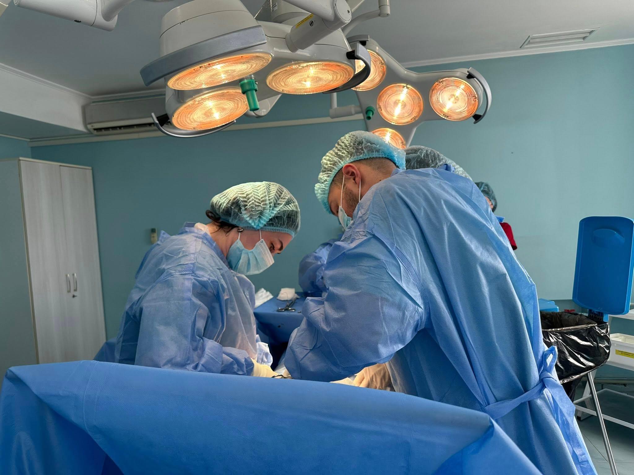 Життя перемагає: захисниця знайшла кохання на війні і стала мамою у 52