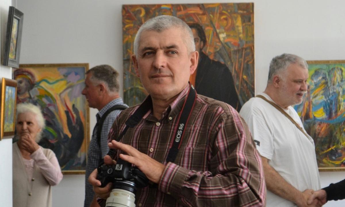 Поліція Івано-Франківська встановила особу нападника на фотокореспондента Укрінформу