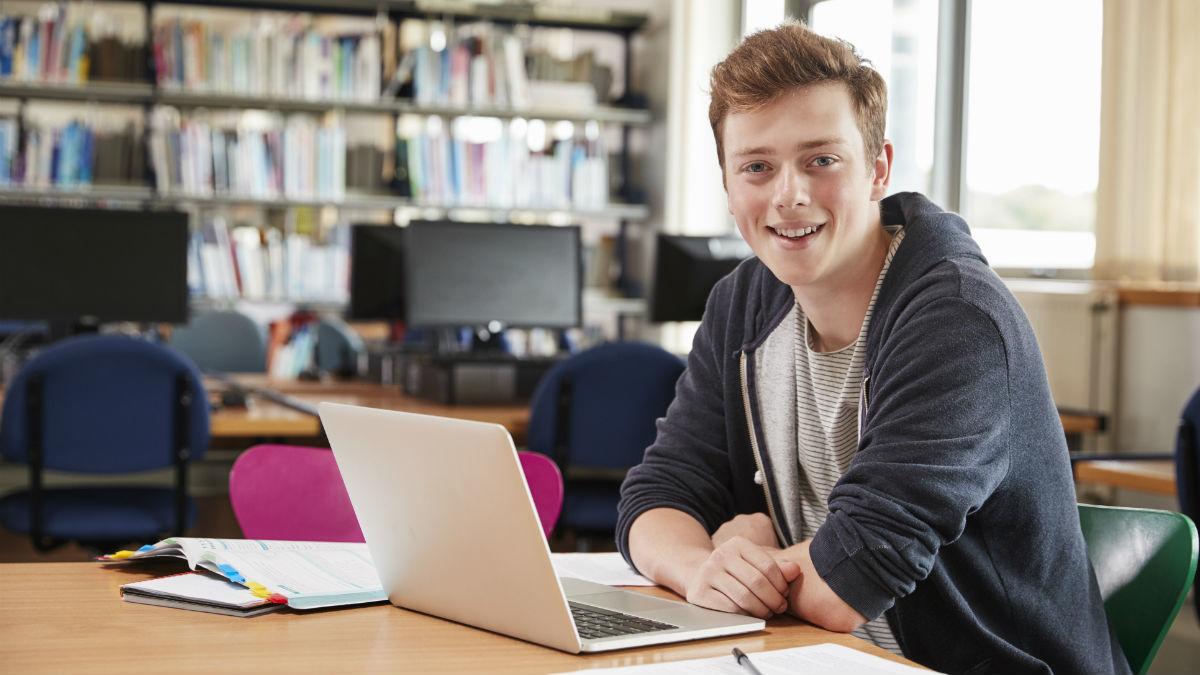 У «Дії» з’явиться сервіс пошуку роботи на основі ШІ — «Обрій»