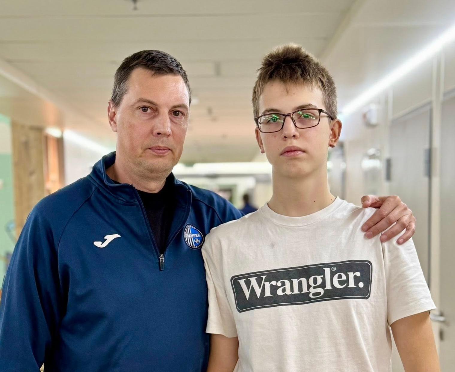 Втратив маму і ледь не втратив життя: в “Охматдиті” врятували підлітка після атаки шахеда