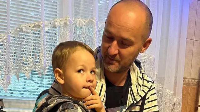 У Тернополі внаслідок атаки загинув волонтер з маленьким сином: дві доньки і дружина у лікарні