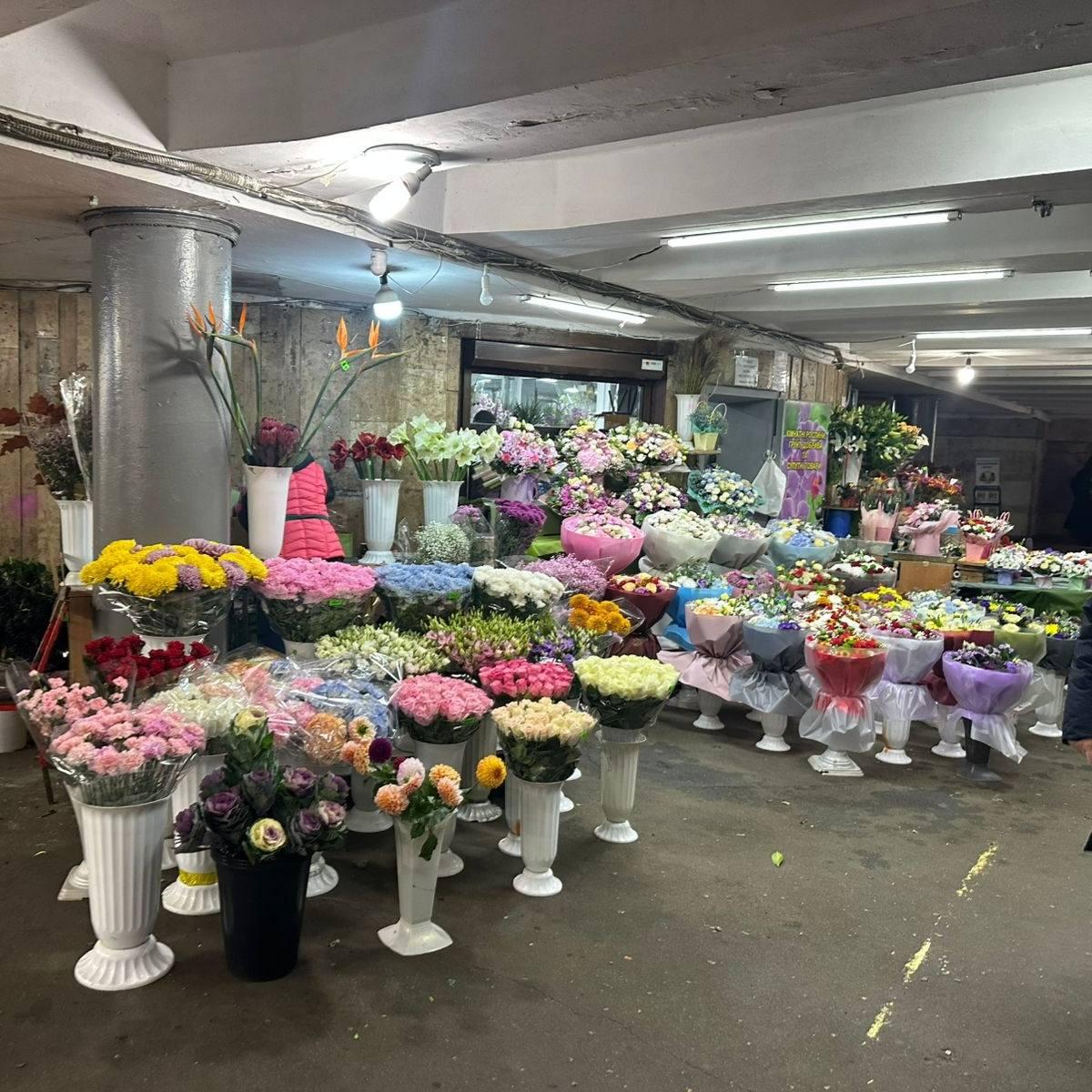 У підземних переходах Києва почали боротись зі стихійною торгівлею