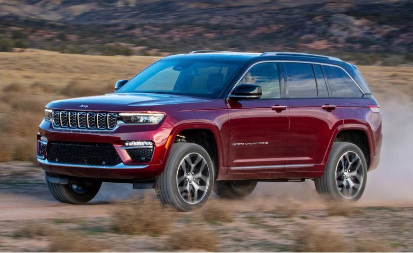 Спалахують на ходу: через несправні акумулятори Stellantis відкликає по світу 375 тисяч авто