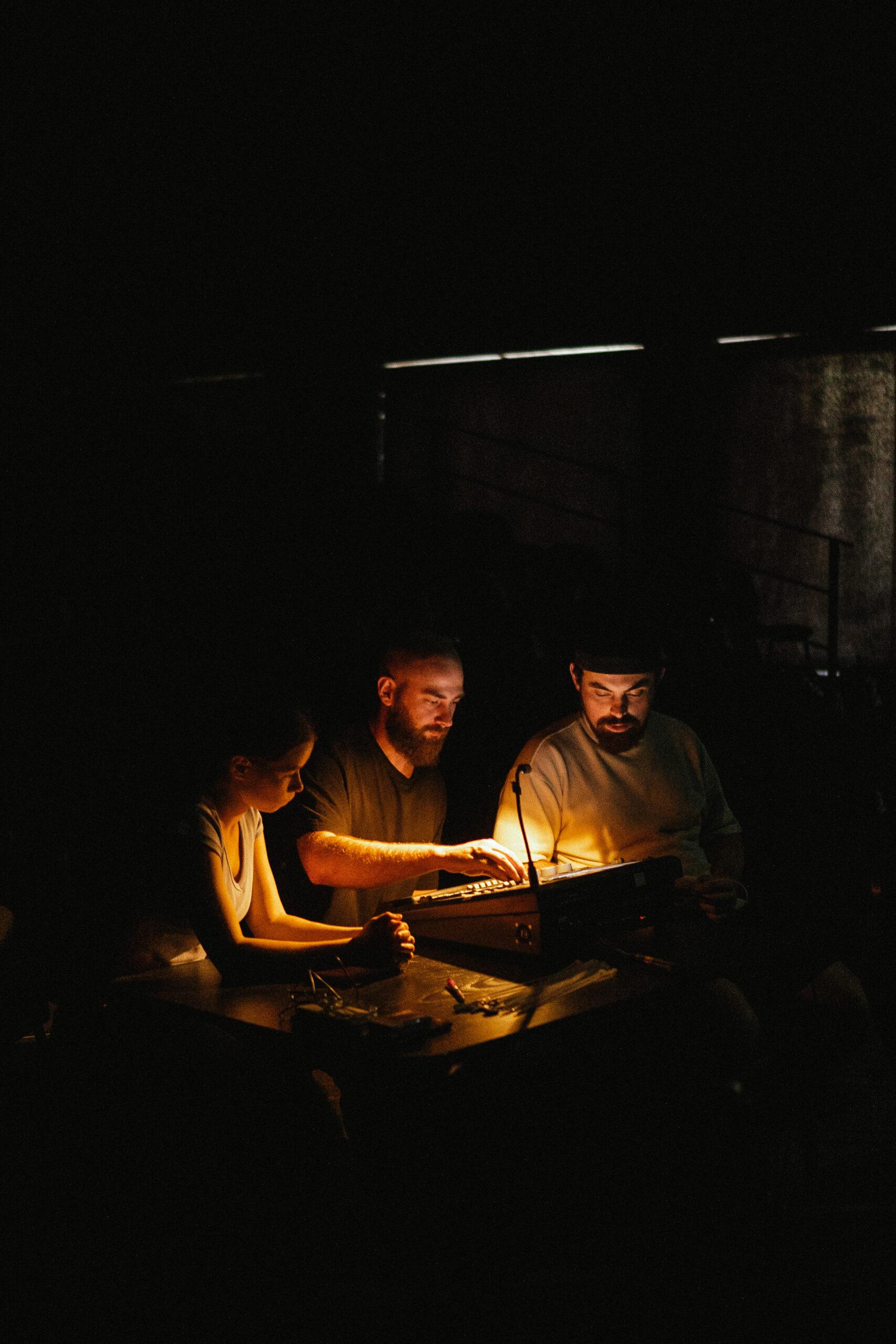 Фінал пілотного курсу для ветеранок і ветеранів “Школа світла” – “Дикий” викладає уроки у відкритий доступ