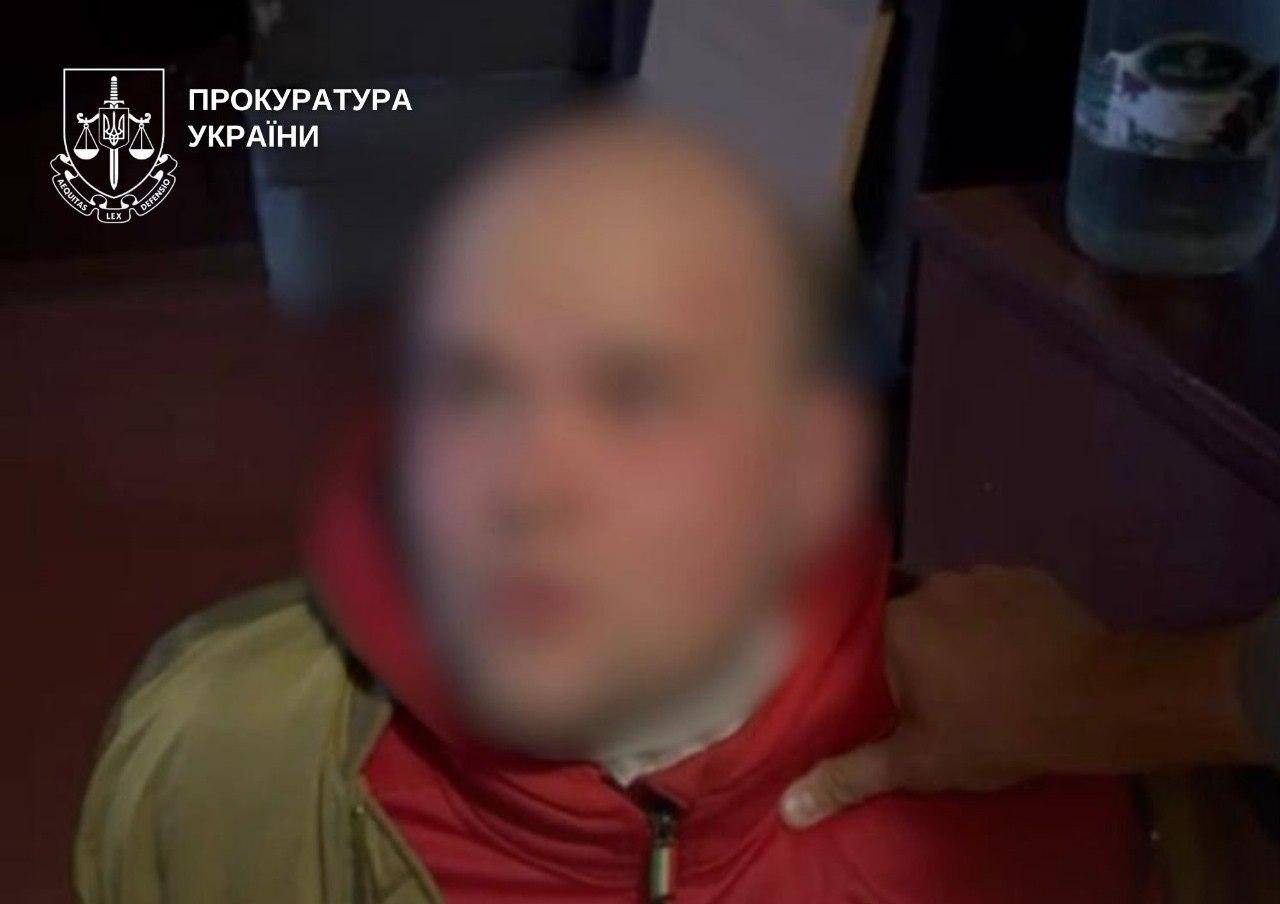 Киянина засудили до 5,5 років в’язниці за напади на жінок з дітьми у Дарницькому районі