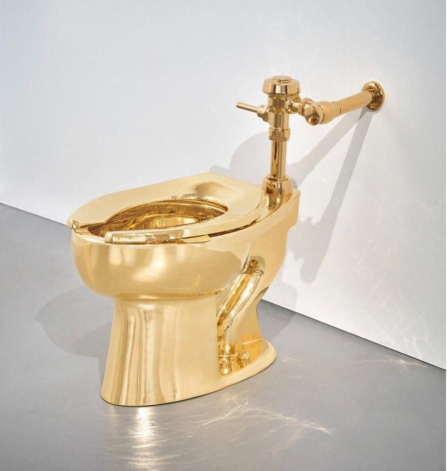 Золотий унітаз вартістю $10 мільйонів виставлять на аукціон