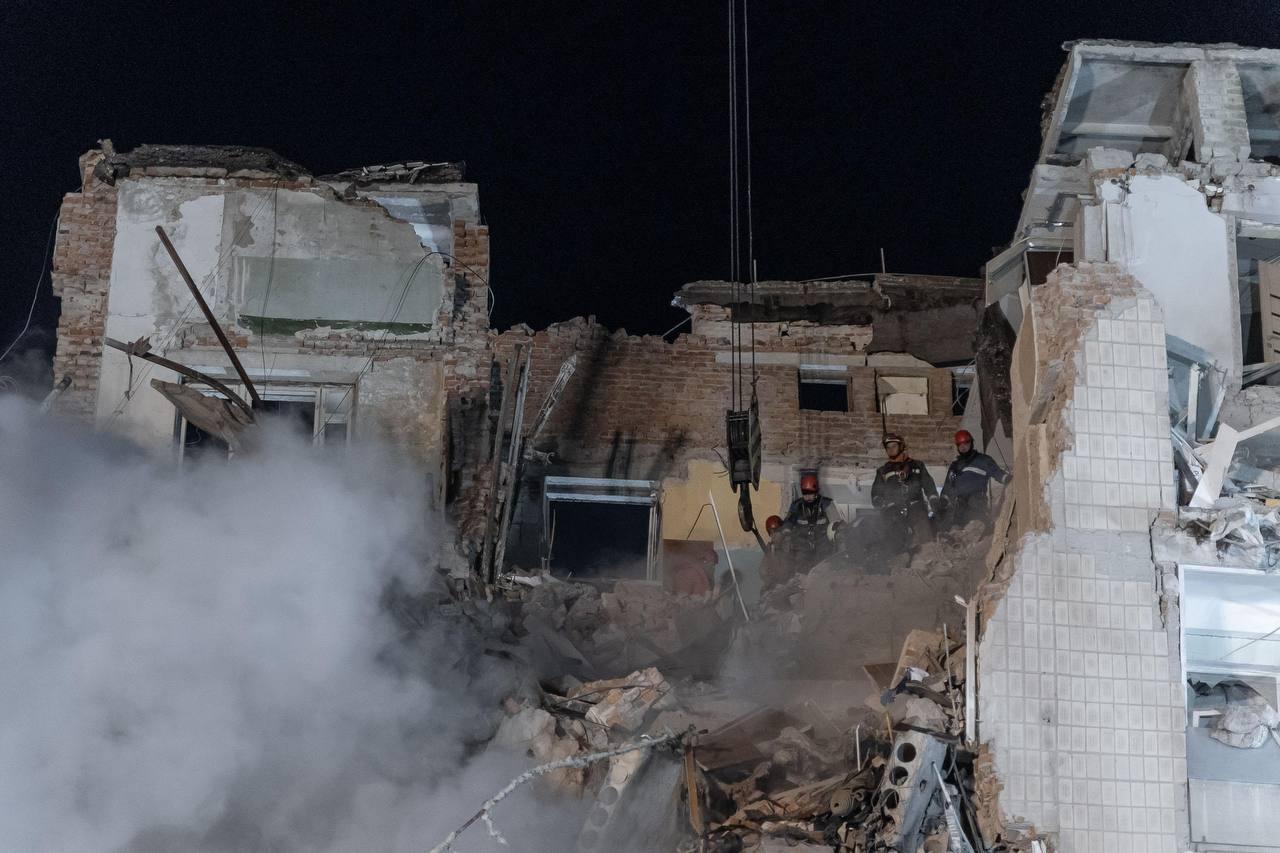 Кількість загиблих внаслідок удару по Тернополю зросла до 26