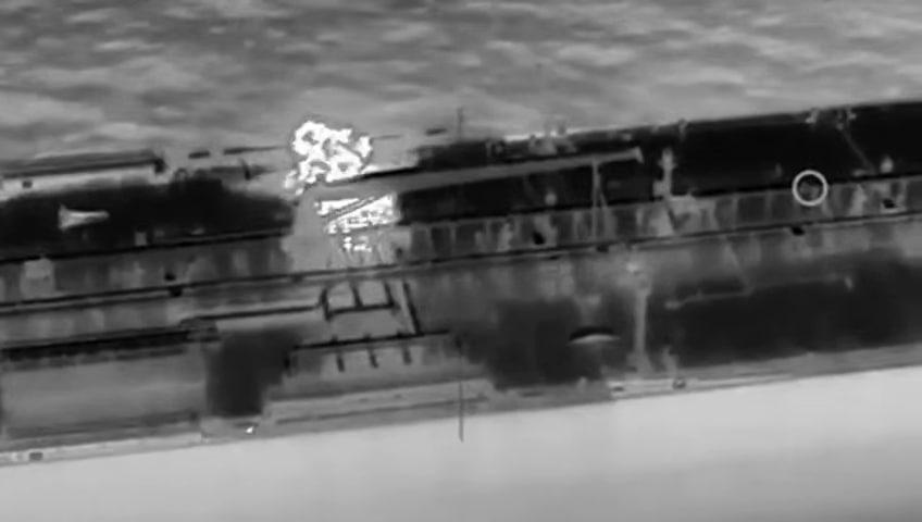 Дрони СБУ вперше підірвали танкер «тіньового флоту» рф у  Середземному морі