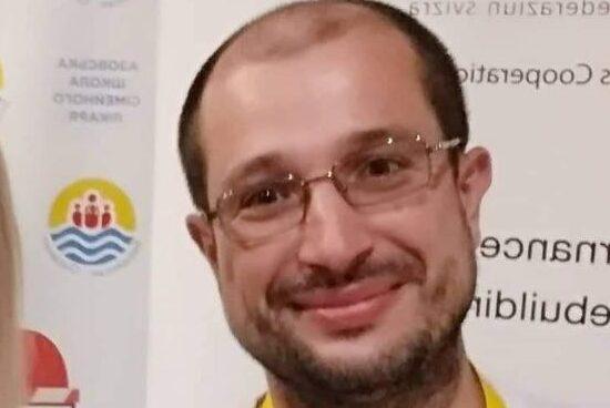 Після трьох спільних дітей,   кількох років полону та СМС-щоденника пара з Маріуполя заручилася у Святвечір (відео)