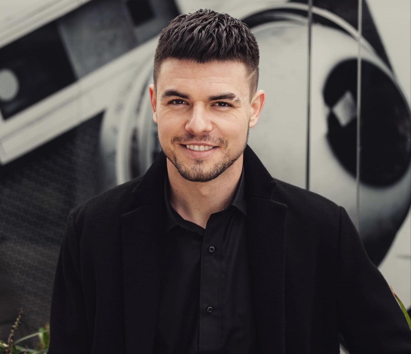 Салат з сиром і качка з апельсинами: співак Ігор Целип зізнався, що готує вдома на Новий рік