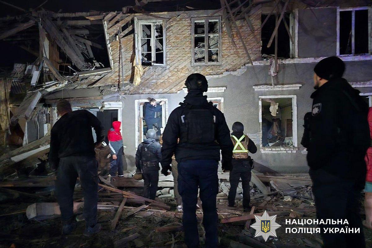 Ворог вдарив по Слов’янську девʼятьма КАБами та здійснив ракерний удар по Кривому Рогу