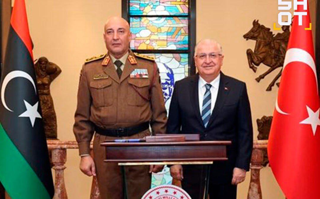 Літак із начальником генштабу Лівії на борту розбився у Туреччині