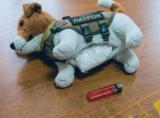 Російський фейк: в Одесі торгують наркотиками, схованими в іграшки “Пес Патрон”