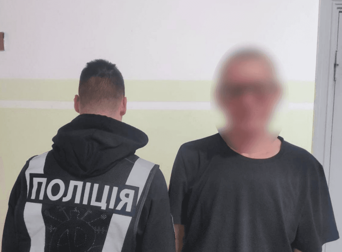 Суд виніс вирок чоловіку, який підпалив три автівки у Києві