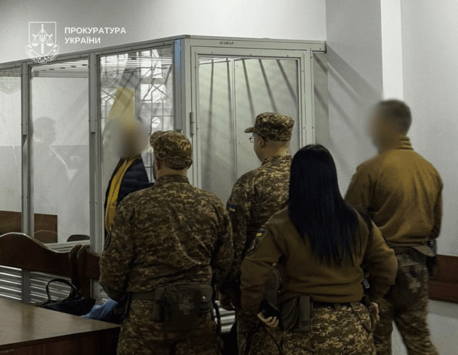 У Києві засудили чоловіка, який два роки розбещував доньку та ґвалтував падчерку