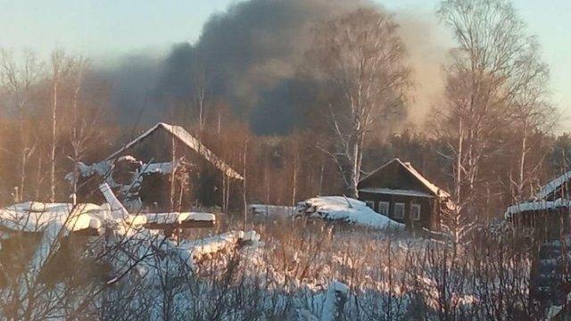 Далекобійні дрони СБУ поцілили у ракетно-артилерійський арсенал і нафтобазу у РФ